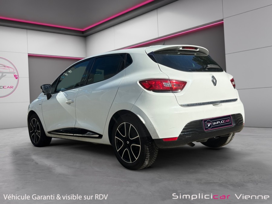 RENAULT d'occasion CLIO IV 0.9 TCE 90 LIMITED de 2015 Vienne (38)﻿