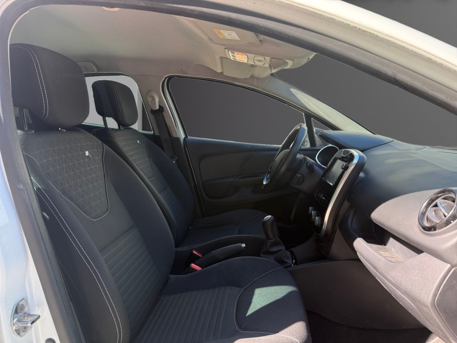 RENAULT d'occasion CLIO IV 0.9 TCE 90 LIMITED de 2015 Vienne (38)﻿