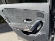 MERCEDES d'occasion CLASSE A IV A180 AMG LINE 7G-DCT de 2022 Paris 15