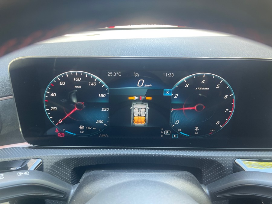 MERCEDES d'occasion CLASSE A IV A180 AMG LINE 7G-DCT de 2022 Paris 15