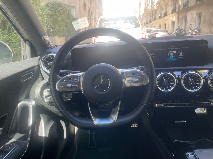 MERCEDES d'occasion CLASSE A IV A180 AMG LINE 7G-DCT de 2022 Paris 15