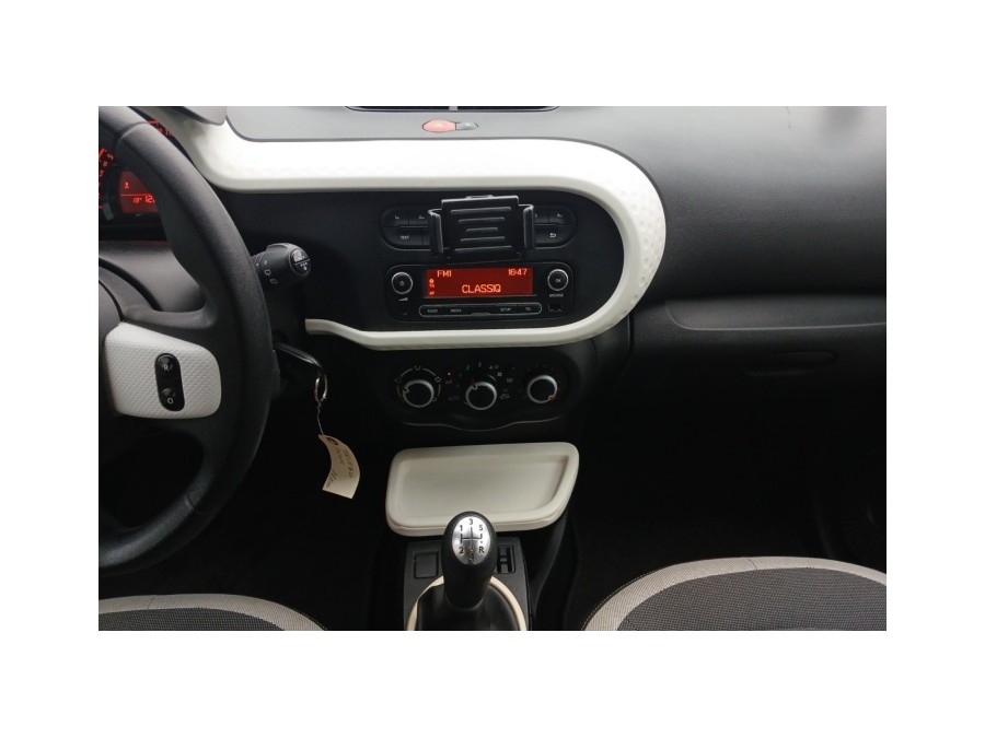 RENAULT d'occasion TWINGO 1.0 SCE 70 ZEN de 2017 La Ciotat (13)﻿