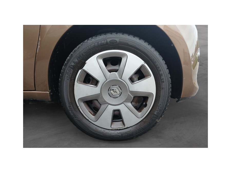 RENAULT d'occasion TWINGO 1.0 SCE 70 ZEN de 2017 La Ciotat (13)﻿