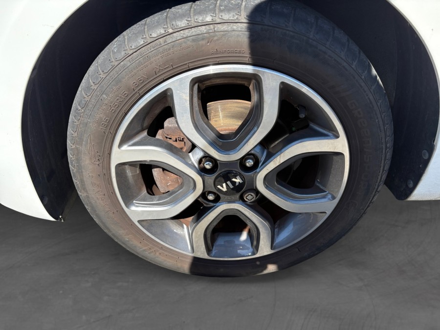 KIA d'occasion PICANTO 1.0 67ch Active Euro6d-T de 2019 Caen (14)﻿