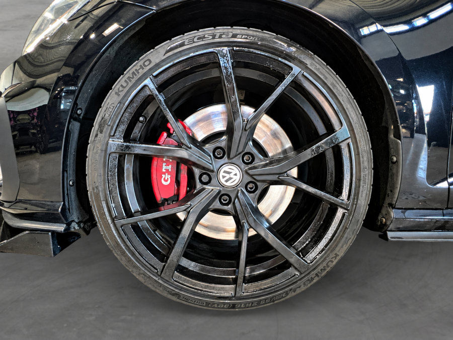VOLKSWAGEN d'occasion GOLF GTI PIRELLI 2.0T FSI 230 DSG7 de 2019