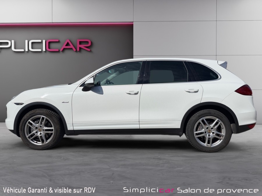 PORSCHE d'occasion CAYENNE 3 V6 D 245 TIPTRONIC S AUTO de 2014 Salon