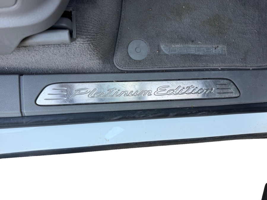 PORSCHE d'occasion CAYENNE 3 V6 D 245 TIPTRONIC S AUTO de 2014 Salon
