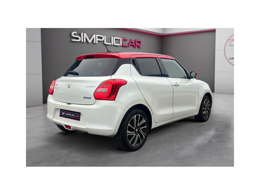 SUZUKI d'occasion SWIFT 1.2 DUALJET HYBRID PRIVILEGE PH2 de 2021 Lyon