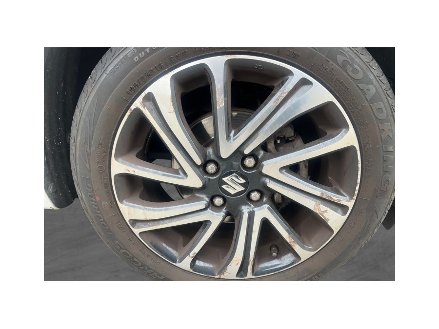 SUZUKI d'occasion SWIFT 1.2 DUALJET HYBRID PRIVILEGE PH2 de 2021 Lyon