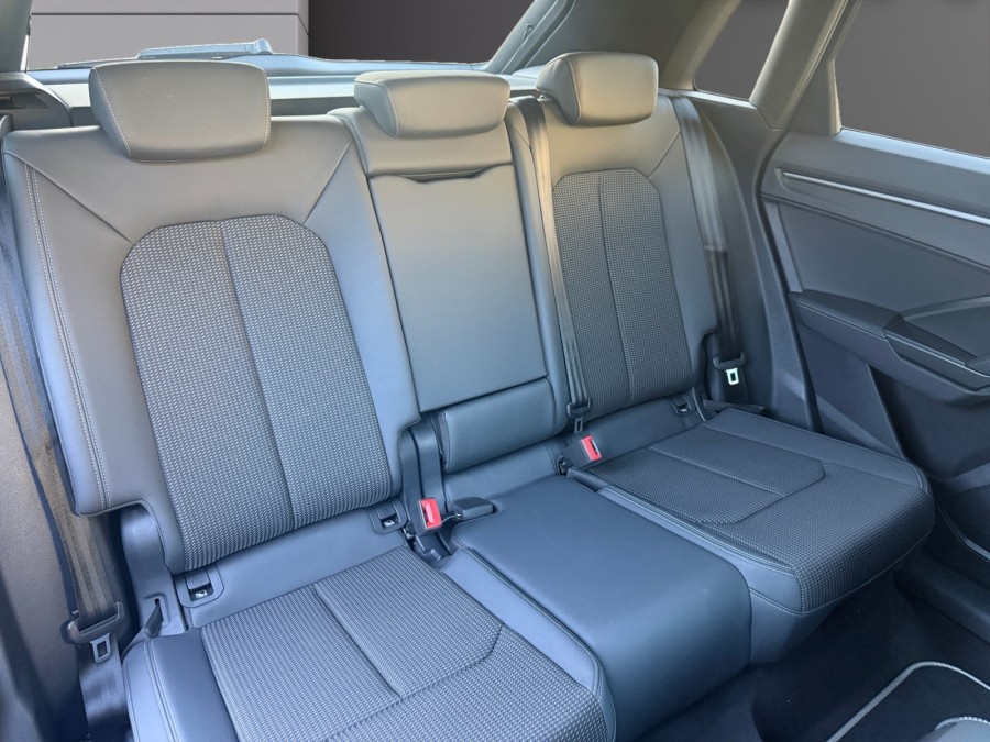 AUDI d'occasion Q3 35 TFSI 150 S Line de 2021 Nord Isère (38)﻿