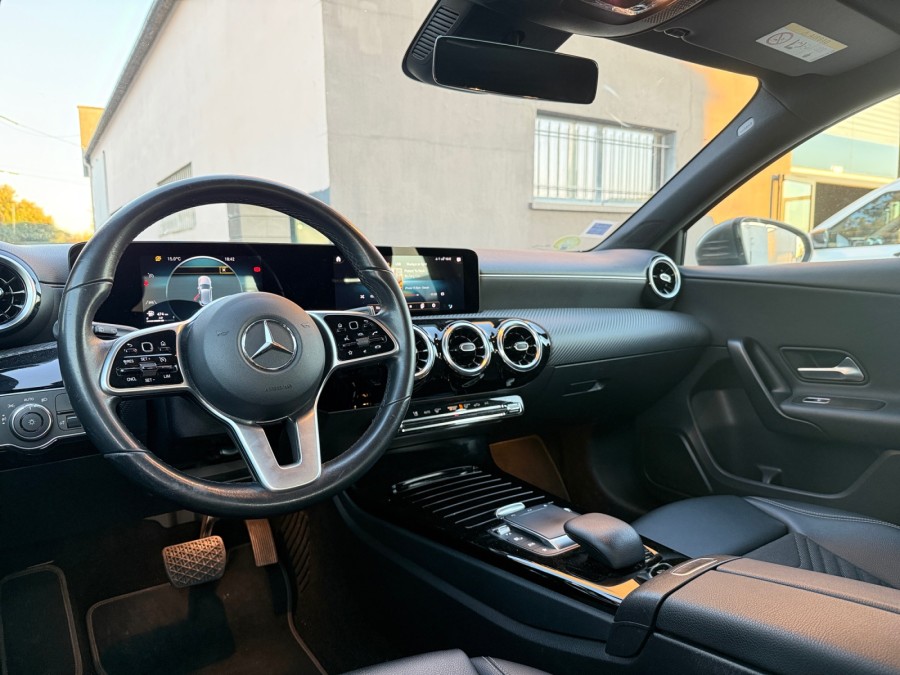 MERCEDES d'occasion CLASSE A IV A180 D STYLE LINE 7G-DCT de 2020