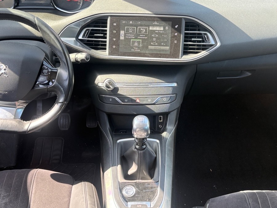 PEUGEOT d'occasion 308 1.6 THP 125ch Allure 5p de 2013 Orgeval