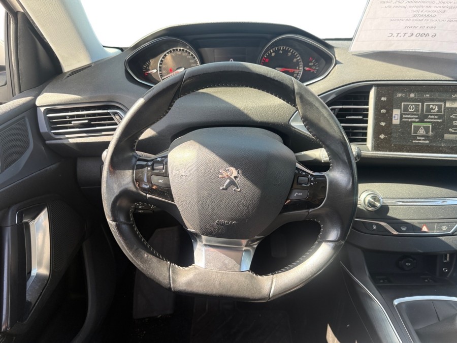 PEUGEOT d'occasion 308 1.6 THP 125ch Allure 5p de 2013 Orgeval