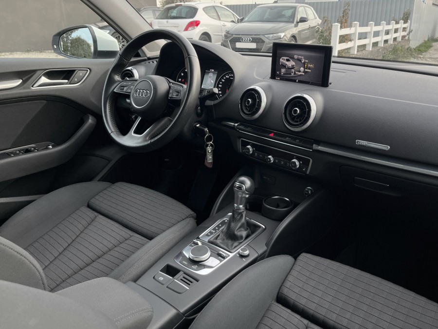 AUDI d'occasion A3 40 TFSI 190 S LINE PLUS S TRONIC de 2019 Poitiers