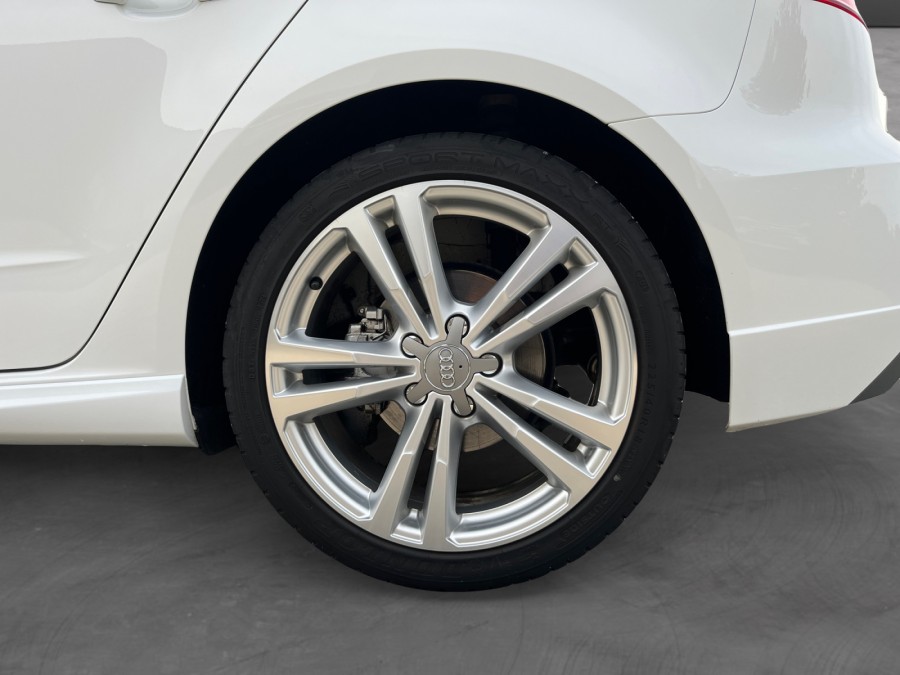 AUDI d'occasion A3 40 TFSI 190 S LINE PLUS S TRONIC de 2019 Poitiers