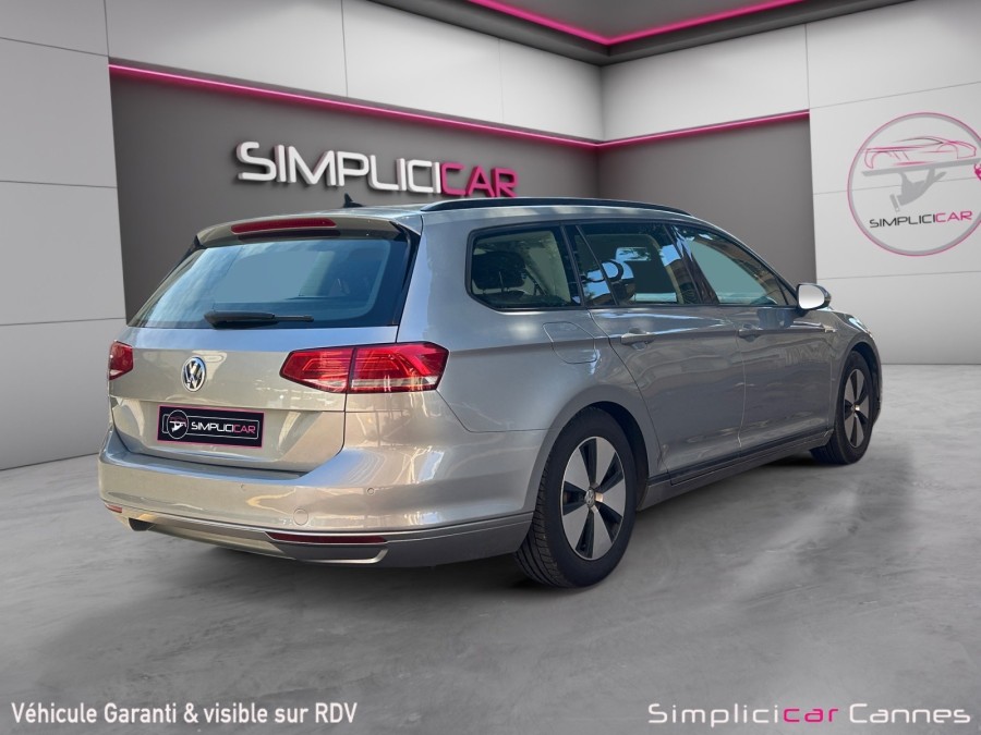 VOLKSWAGEN d'occasion PASSAT* SW 1.6 TDI 120 BUSINESS de 2016 Cannes