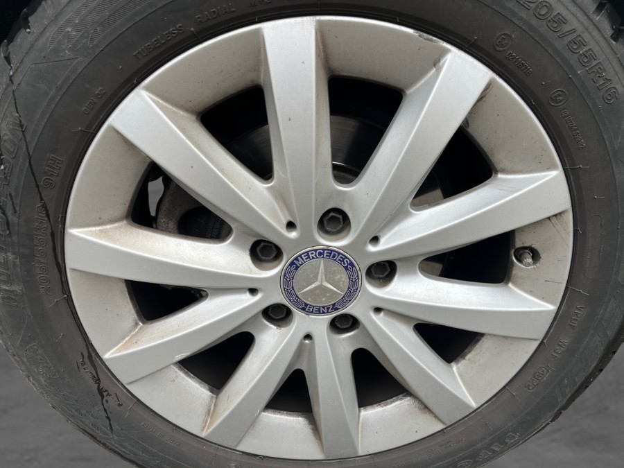 MERCEDES d'occasion CLASSE A A180 D SENSATION de 2016 Lyon Nord (69)﻿
