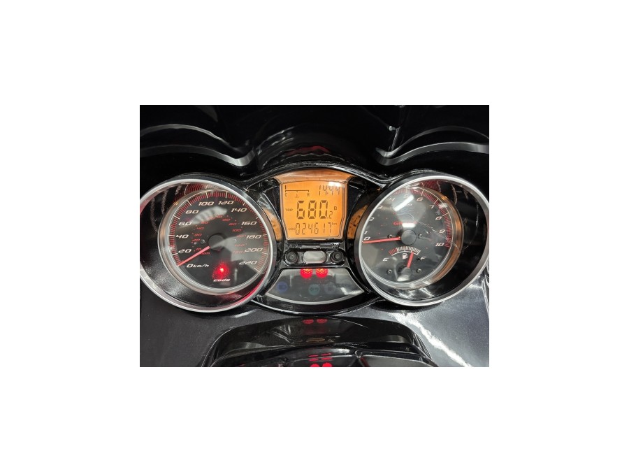 GILERA d'occasion GP800 GP 800 100ème Anniversaire de 2009 Reims