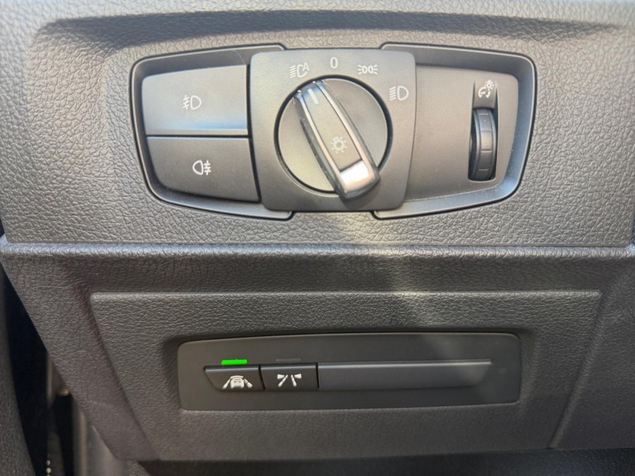BMW d'occasion 118 2 D 150 LOUNGE AUTO de 2016 Nord Isère (38)﻿