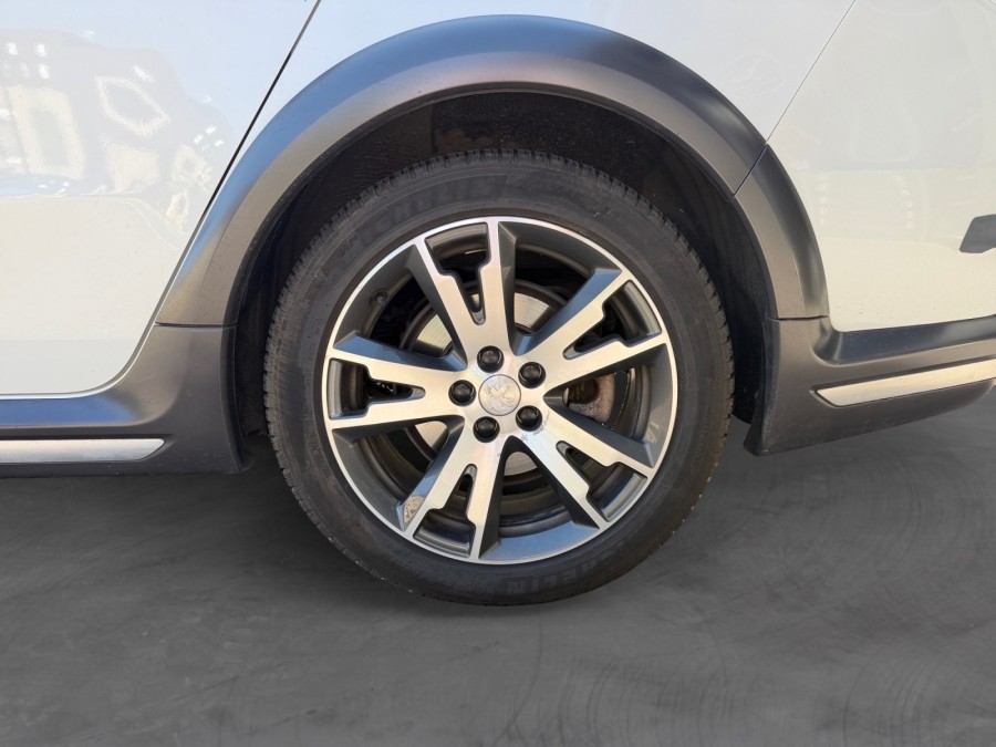 PEUGEOT d'occasion 508 2.0 e-HDi FAP BMP6 + électrique 37ch de 2013