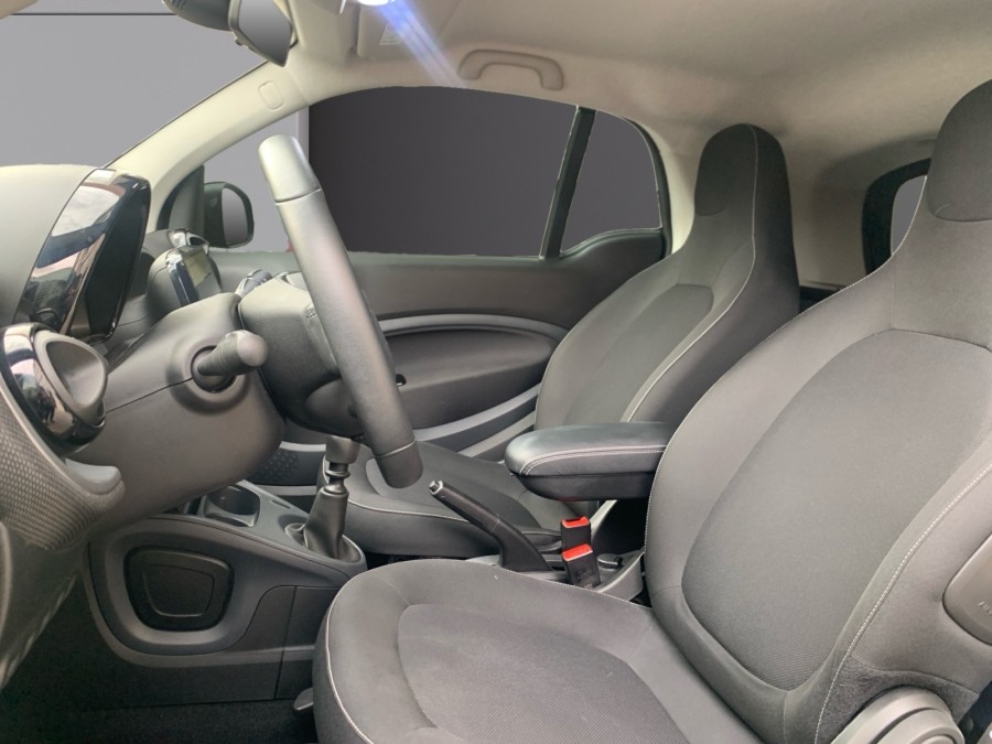 SMART d'occasion FORTWO PASSION  66 KW COUPE de 2018 Montreuil (93)﻿