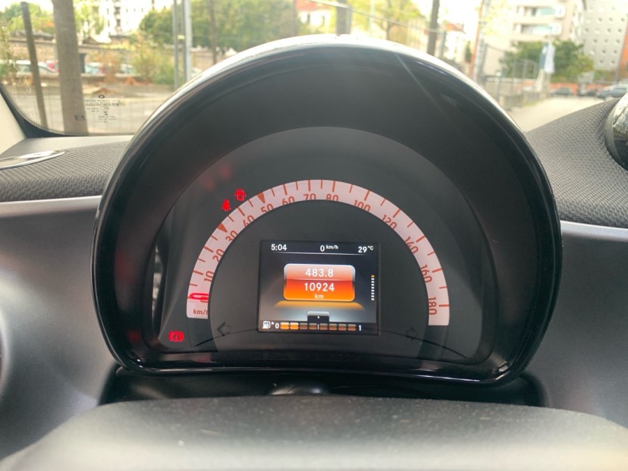 SMART d'occasion FORTWO PASSION  66 KW COUPE de 2018 Montreuil (93)﻿