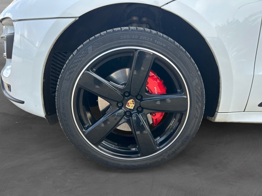 PORSCHE d'occasion MACAN 3.6 400 TURBO de 2016 Evreux (27)﻿