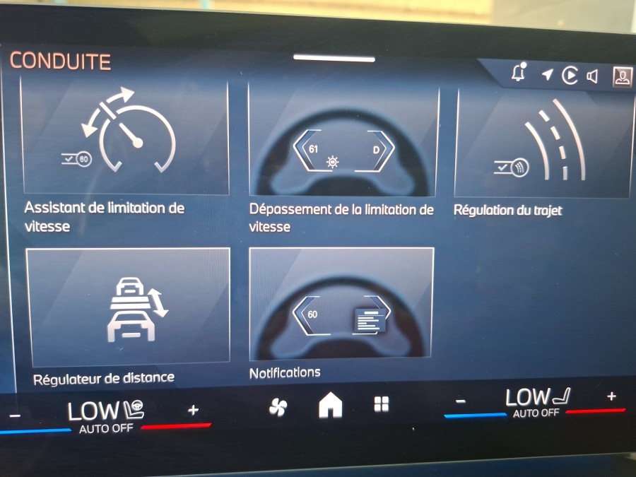 BMW d'occasion SERIE 1 123 XDRIVE DKG AUTO de 2025 Montreuil (93)﻿
