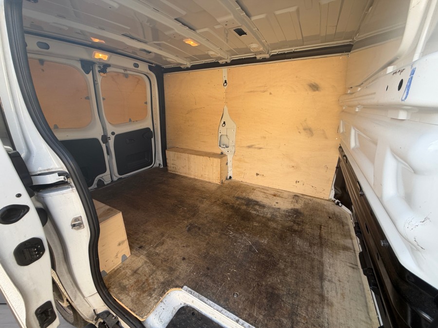 RENAULT d'occasion TRAFIC L1H1 2T8 2.0 BLUE DCI 130 ADVANCE de 2024