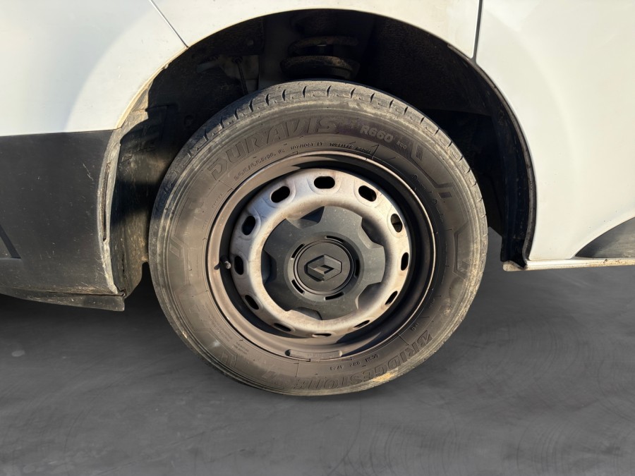 RENAULT d'occasion TRAFIC L1H1 2T8 2.0 BLUE DCI 130 ADVANCE de 2024