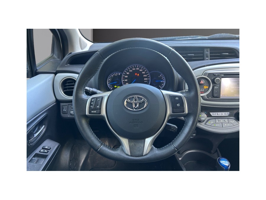 TOYOTA d'occasion YARIS 1.5 Hybrid de 2013 Champigny sur Marne (94)﻿