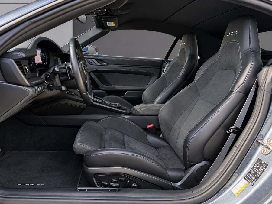 PORSCHE d'occasion 911 CARRERA GTS de 2024 Montreuil (93)﻿