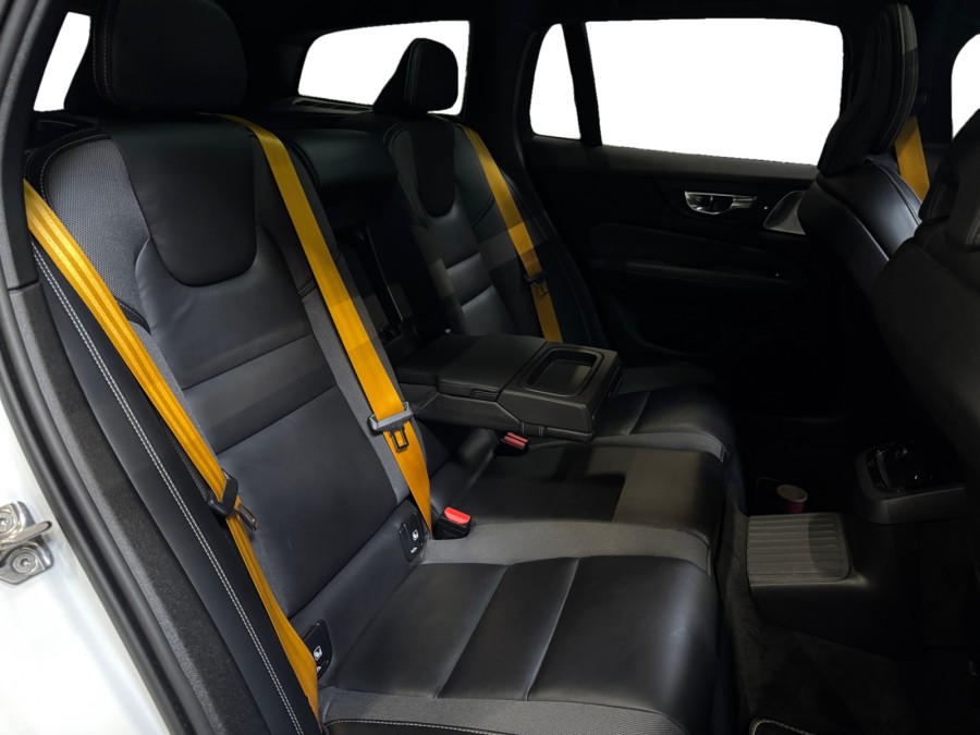 VOLVO d'occasion V60 T8 405 AWD POLESTAR ENGINEERED AUTO de 2020