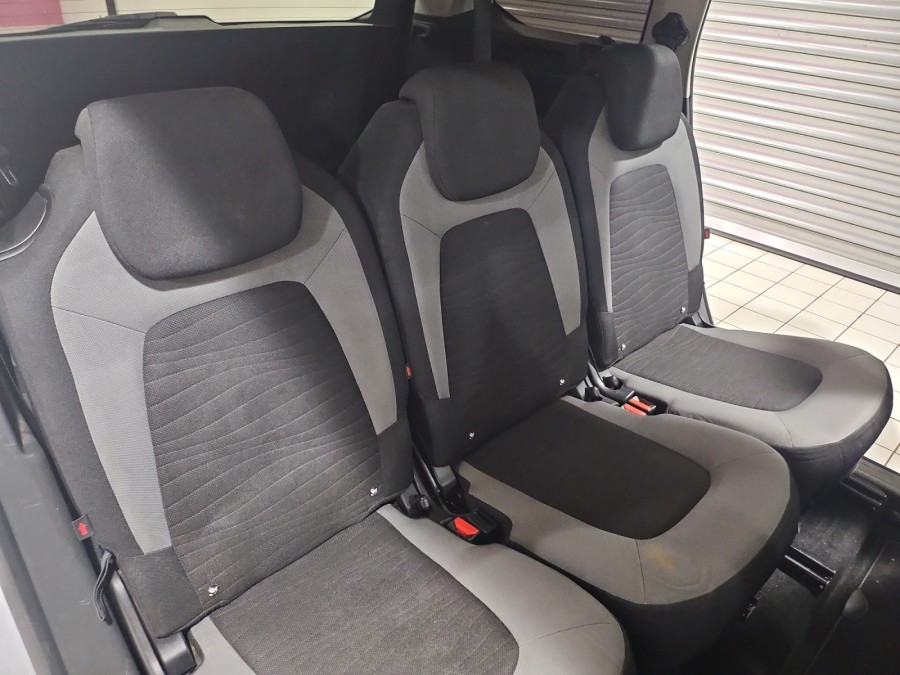 CITROEN d'occasion C4 GRAND PICASSO II 1.6 EHDI 115 ATTRACTION de