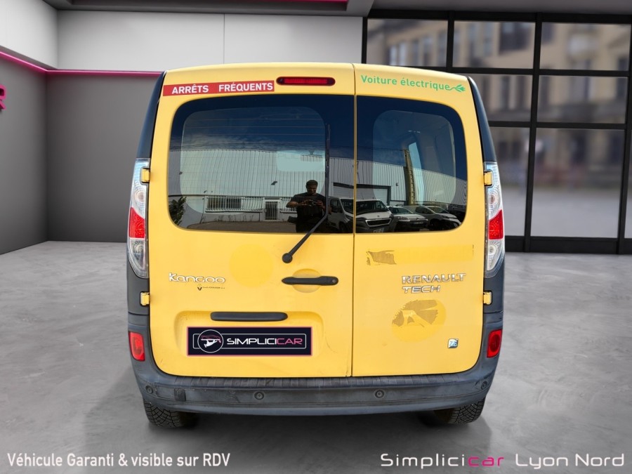 RENAULT d'occasion KANGOO ZE Maxi Grand Volume Confort de 2015 Lyon