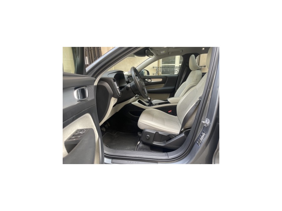 VOLVO d'occasion XC40 1.5 T3 156 MOMENTUM de 2018 Paris 15 (75)﻿