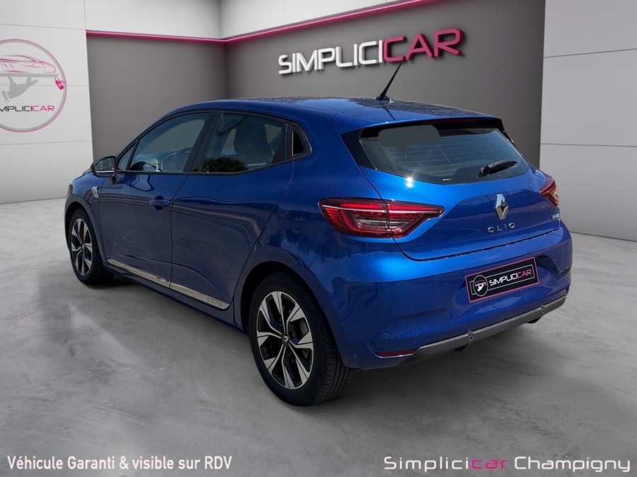 RENAULT d'occasion CLIO 1.6 E-Tech 140ch Limited -21 de 2021