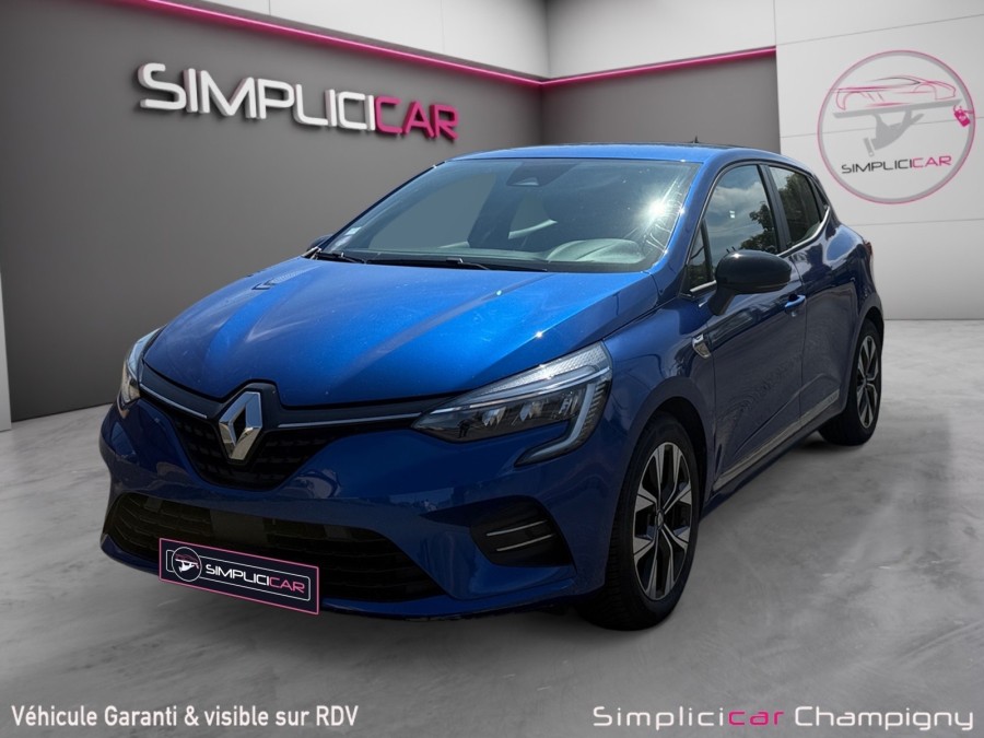 RENAULT d'occasion CLIO 1.6 E-Tech 140ch Limited -21 de 2021