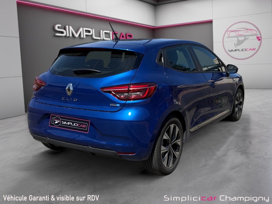 RENAULT d'occasion CLIO 1.6 E-Tech 140ch Limited -21 de 2021