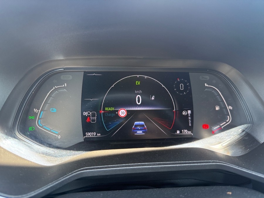 RENAULT d'occasion CLIO 1.6 E-Tech 140ch Limited -21 de 2021