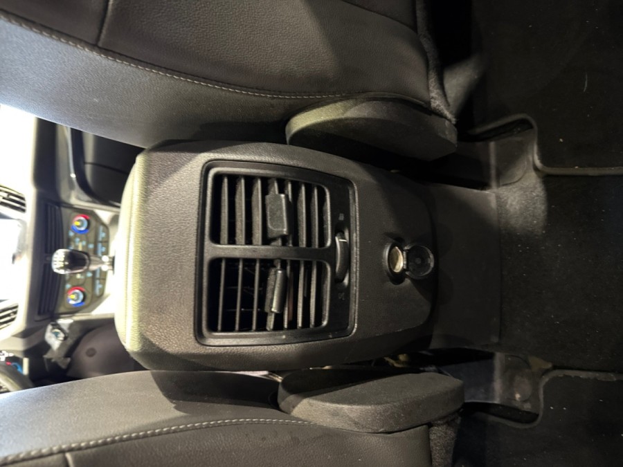 FORD d'occasion KUGA 1.5 TDCi - 120cv de 2017 Narbonne (11)﻿