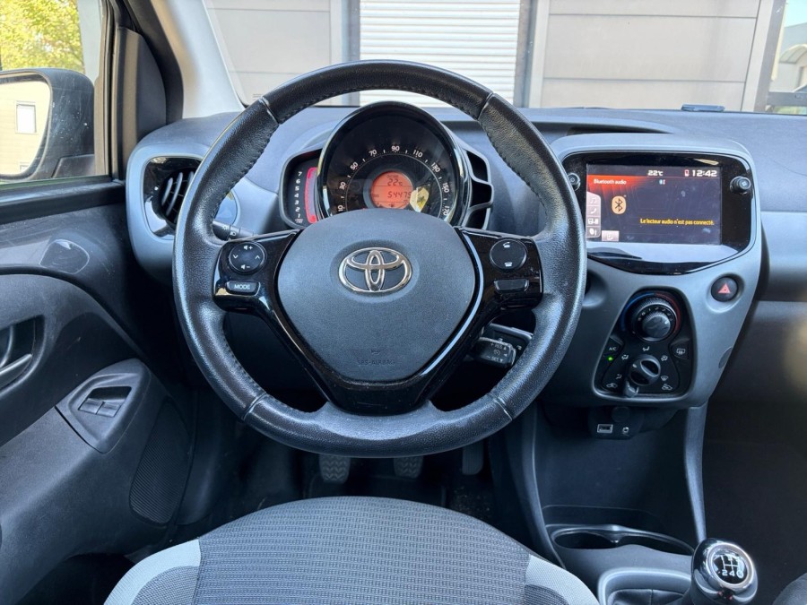 TOYOTA d'occasion AYGO III X 1 VVTI 72 de 2022 Lyon St Priest (69)﻿