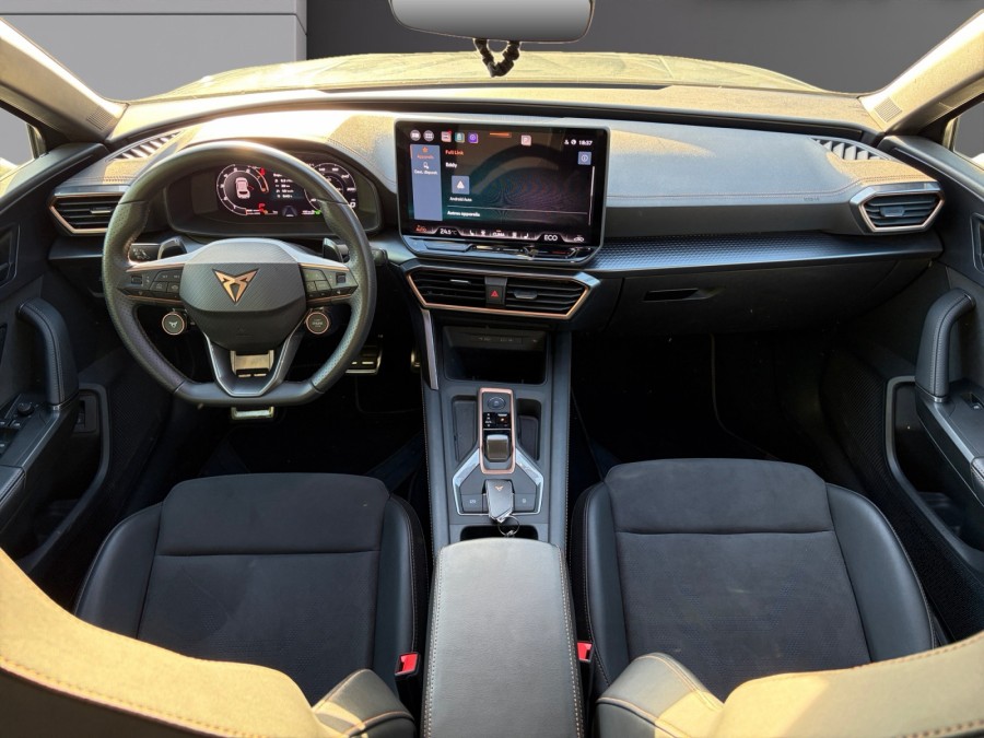 CUPRA d'occasion LEON IV 1.5 EHYBRID 272 de 2025 Nord Isère (38)﻿