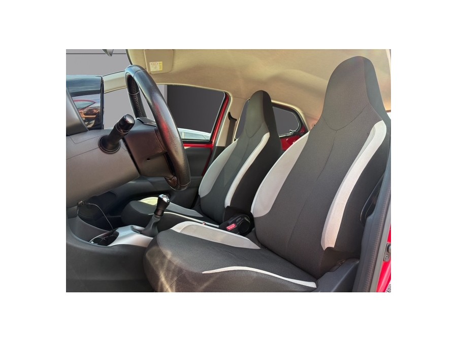 TOYOTA d'occasion AYGO II 1 VVTI X WAVE 2 de 2016 Frejus (83)﻿