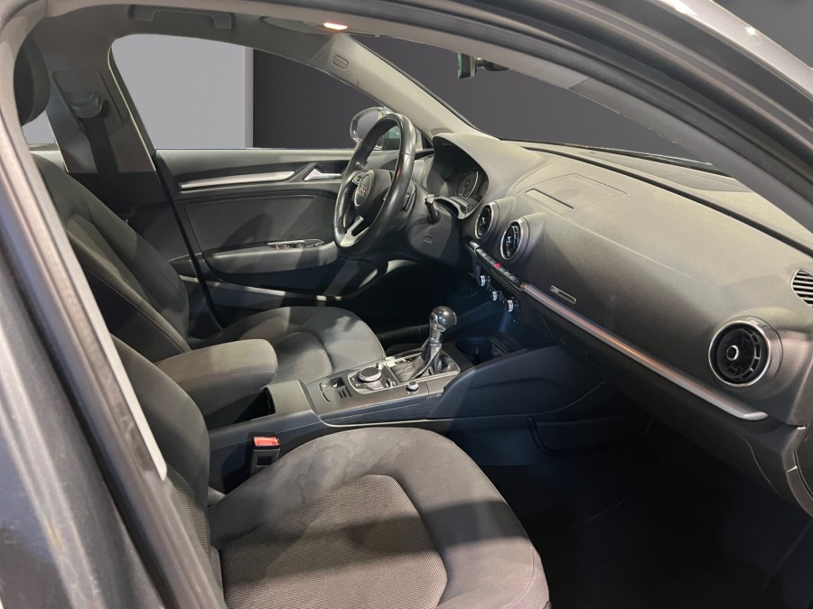 AUDI d'occasion A3 30 TFSI 115 4 PORTES S TRONIC AUTO de 2018