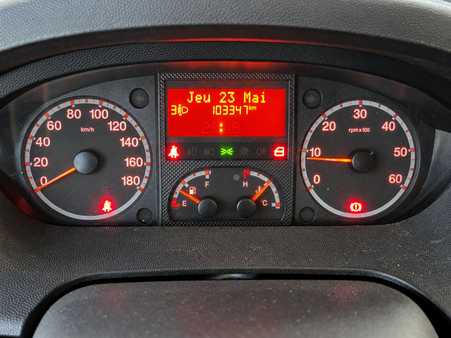 CITROEN d'occasion JUMPER 35 L2H1 2.2 HDI 110 CONFORT BENNE de 2014