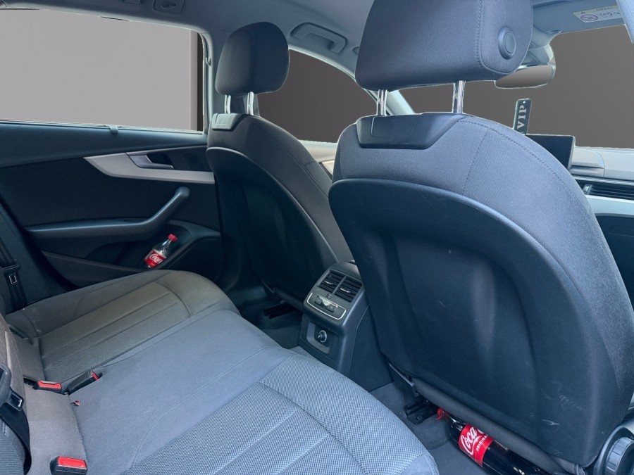 AUDI d'occasion A4 AVANT 2 TDI 150 S TRONIC AUTO de 2019 Le Raincy