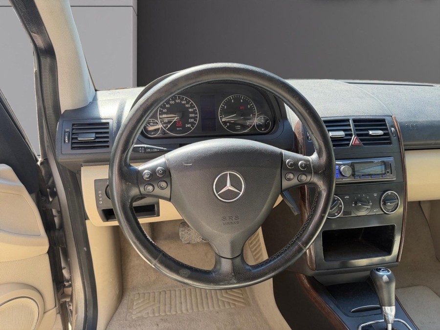 MERCEDES d'occasion A 170 CLASSIC AUTOTRONIC AUTO de 2005 Nice (06)﻿