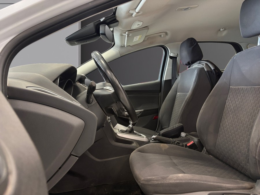 FORD d'occasion FOCUS III 1.6 TDCI 95 TREND de 2014 Amiens (80)﻿