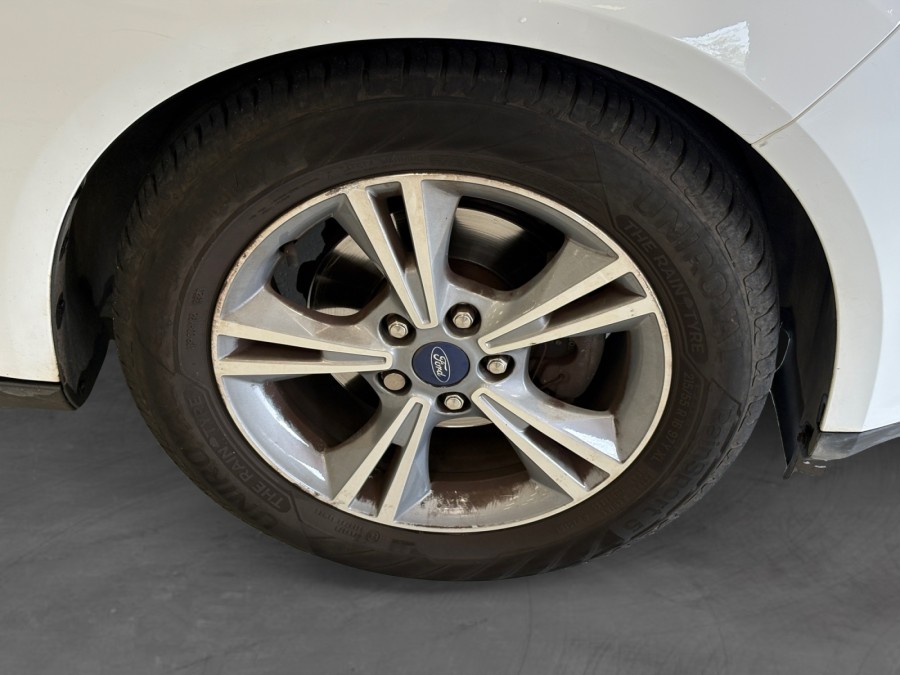 FORD d'occasion FOCUS III 1.6 TDCI 95 TREND de 2014 Amiens (80)﻿